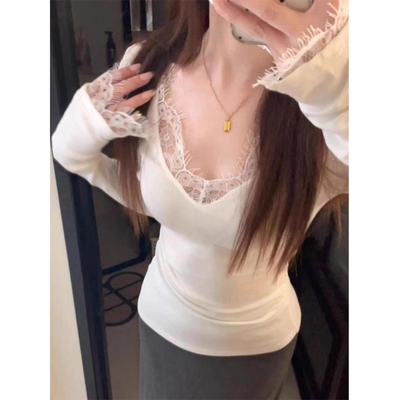 设计感小众蕾丝V领长袖T恤女春秋内搭短款打底衫辣妹修身纯欲上衣