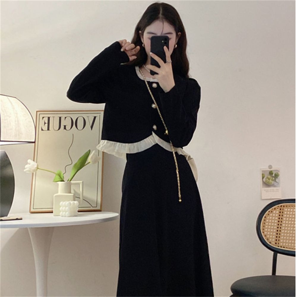 小香风两件套装女冬季新款加绒复古赫本风黑色上衣灯芯绒长裙子