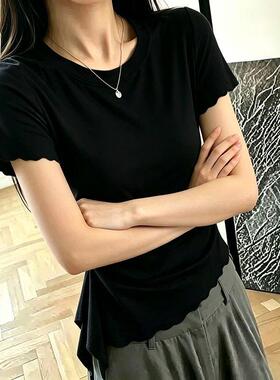 圆领灰色木耳边修身设计短袖T恤简约纯色2026夏日女生不规则上衣