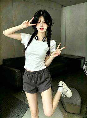 夏日港风短袖t恤女生潮流一字领露肩网红穿搭ins白色修身闺蜜上衣