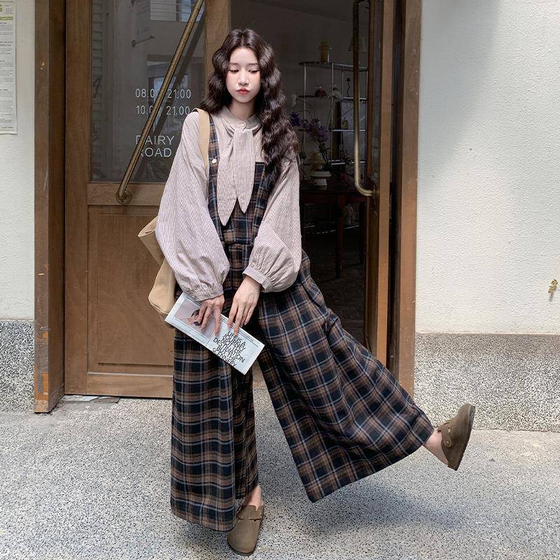 韩学院风复长古格子背带裤套装女20C007-1292秋新款松弛系感5袖衬
