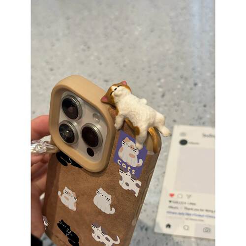 秋冬躺平小猫趣味手机壳