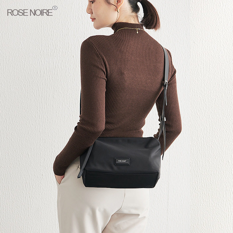 Rose Noire早春简约斜挎包女黑色单肩包高级感轻奢大容量通勤包潮