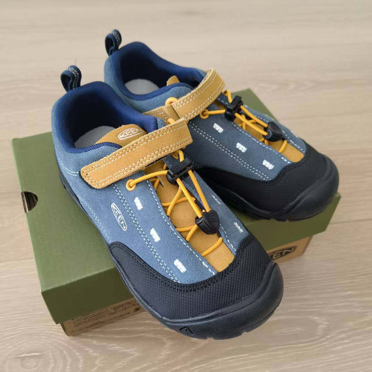 日系户外休闲鞋同款童鞋儿童户外防水男童防滑男女童登山鞋运动鞋