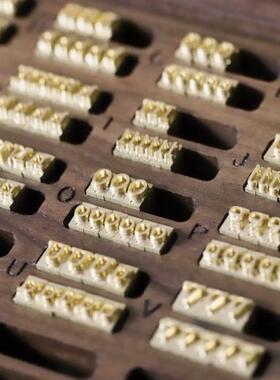 长孔字模盒 MOVE字模 古董字模 【木爻Craft】