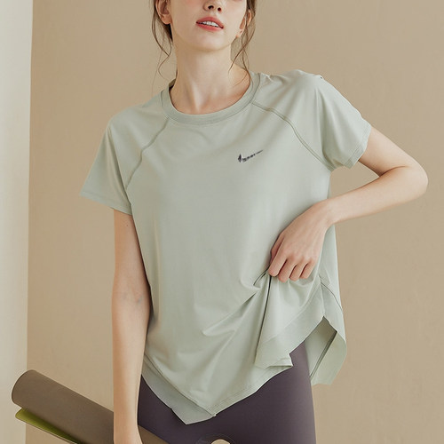 奥特莱斯运动跑步健身衣女