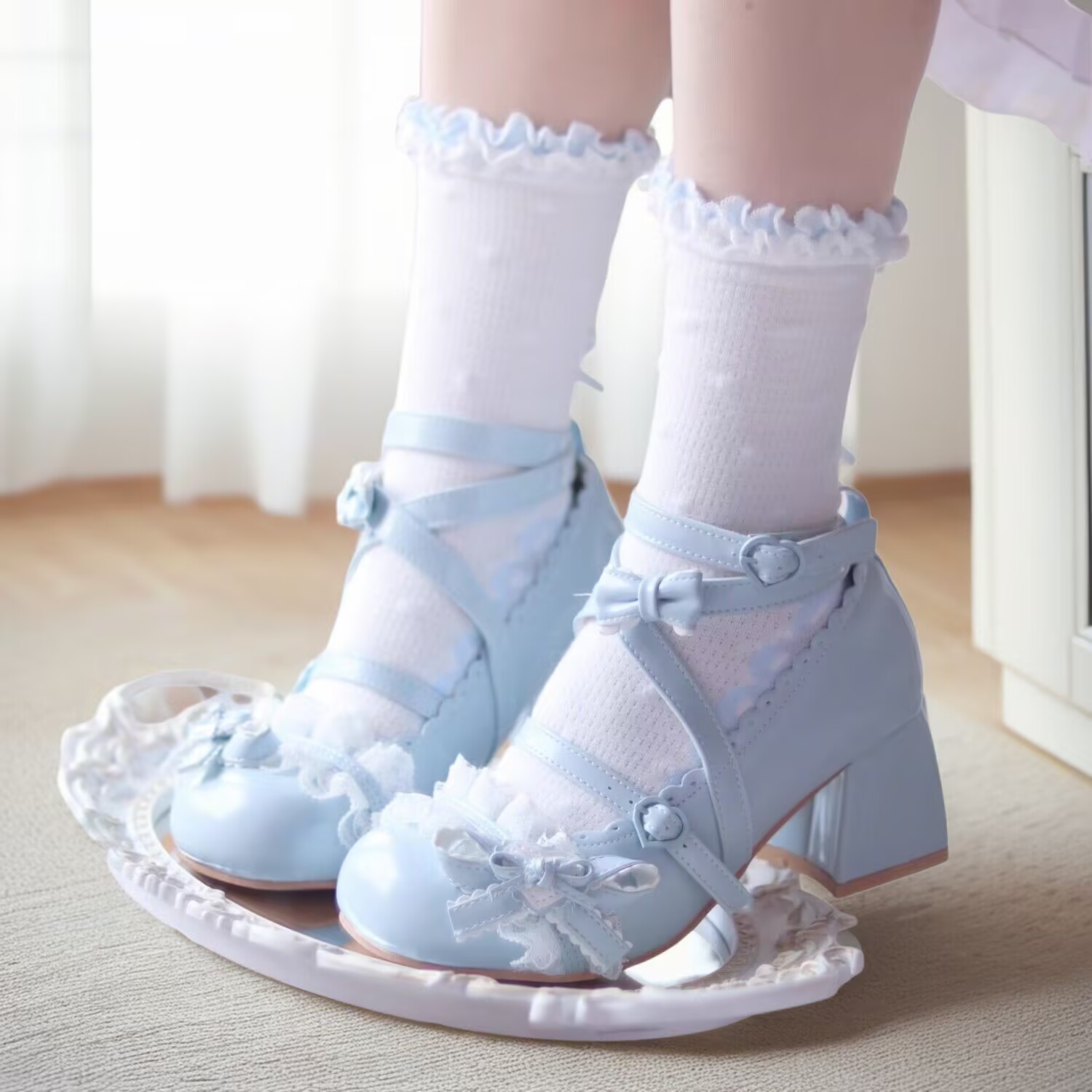 洛丽塔鞋子原创正版lolita鞋可爱doll感中跟蕾丝甜美玛丽珍小皮鞋