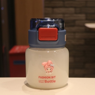 带刻度玻璃吸管杯弹盖直饮水杯耐高温高颜值家用牛奶杯子可爱迷你