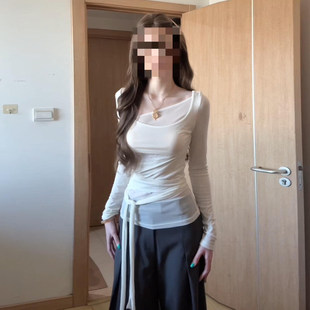 2025新款不规则白色长袖t恤女上衣早秋季韩系氛围感穿搭一整套装