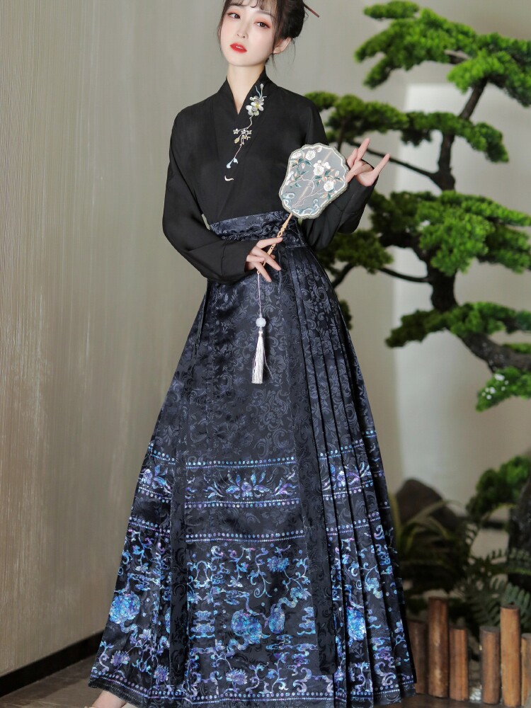 [파란색과 흰색] 원래  명나라 HANFU 여성 봄 가을 비행기 소매와 칼라 자수 국가 스타일 일일 말 얼굴 스커트