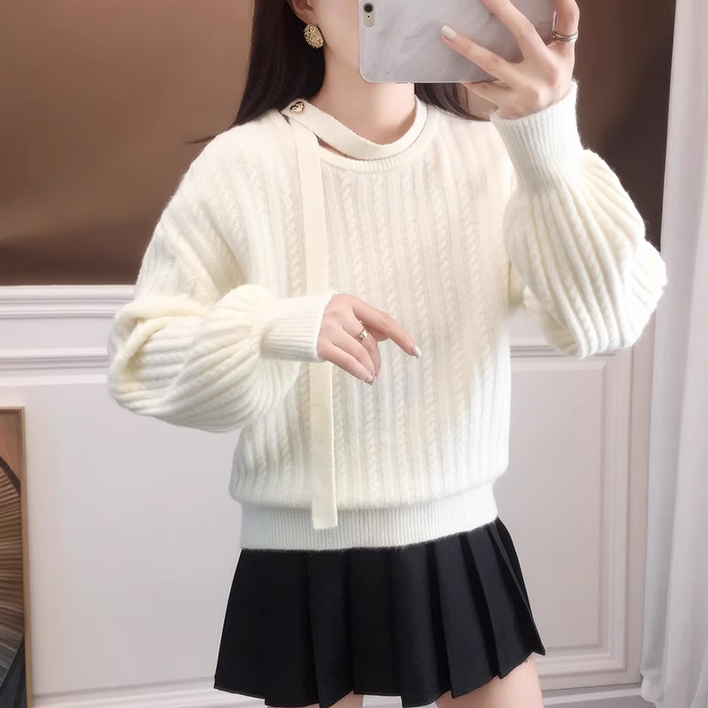 毛衣秋冬女款外穿挂脖飘带针织衫