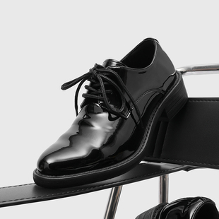 尖头德比鞋男翘头休闲高跟潮款小众厚底增高巫师鞋模特走秀皮鞋男