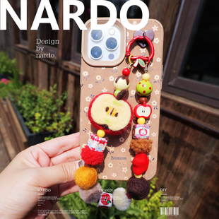 纳多手工冬日暖洋洋羊毛毡圣诞平安果红绿苹果手机链包挂节日礼物