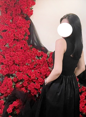 仿真弗洛伊德玫瑰瀑布花墙