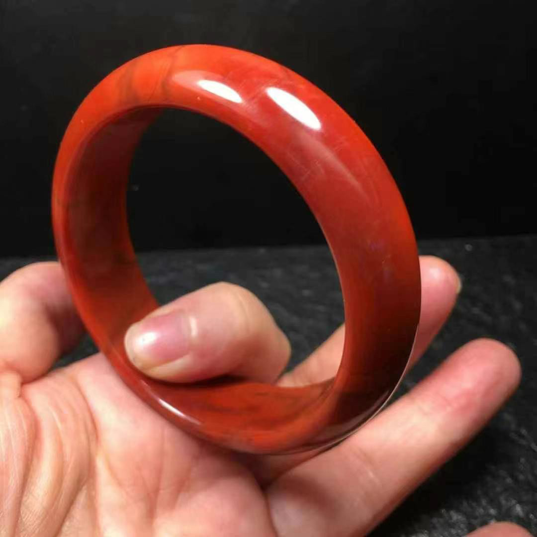 瓦西南红宽边手镯红纹石海纹石翡翠蜜蜡绿松石手串吊坠挂件百搭女