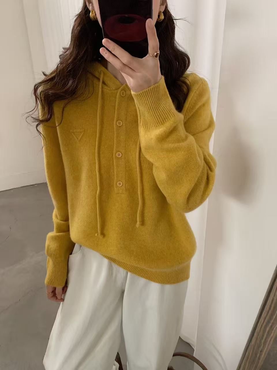 秋冬韩版休闲连帽纯色羊毛针织套头女宽松毛衣打底上衣女