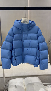 2025年新款95白鹅绒羽绒服女短款连帽宽松加厚保暖面包服外套潮