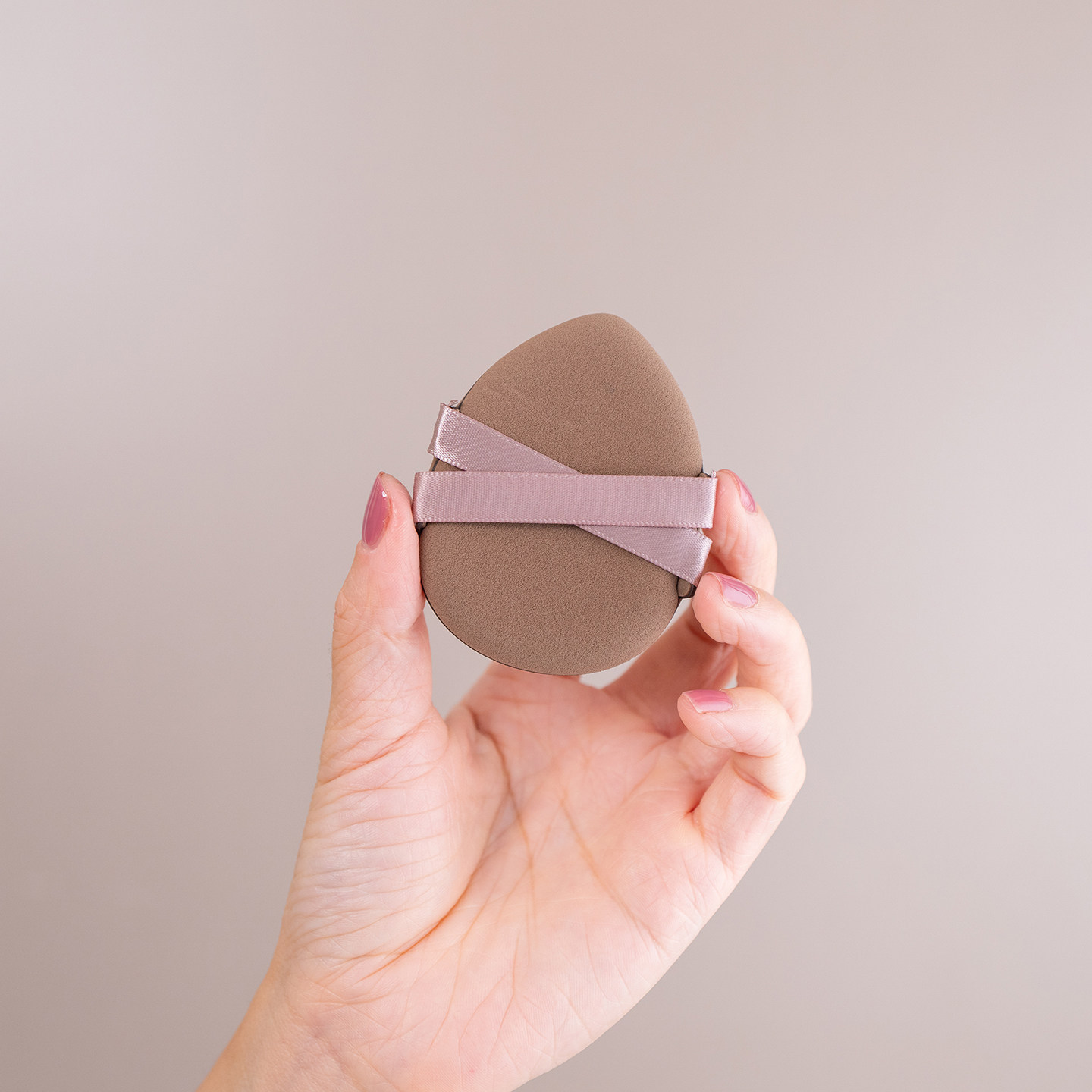 气垫粉扑不易吃粉干湿两用双丝带美妆BB霜粉底上妆专用海绵粉饼,彩妆/香水/美妆工具,化妆/美容工具,淘宝优惠券,粉丝福利购,淘宝优惠卷