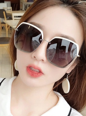 太阳镜女2025新款白色防紫外线时尚偏光墨镜大脸圆脸显瘦开车眼镜