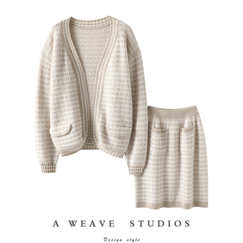 立体方格编织山羊绒衫女纯羊绒毛衣针织开衫套装加厚