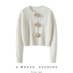 这件爱到不行 女圆领羊绒毛衣外套 玩偶纽扣加厚100%纯山羊绒开衫