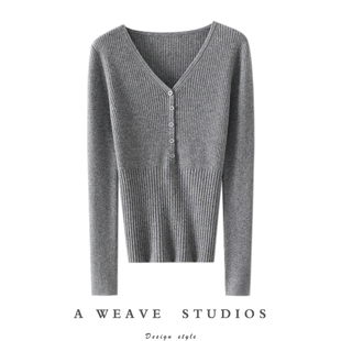 通勤人狂喜！V领100%纯山羊绒衫女修身羊绒毛衣针织打底衫秋冬