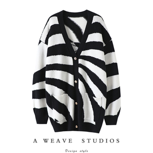 小象斑马纹黑白条纹羊绒毛衣女宽松纯山羊绒开衫针织外套冬加厚