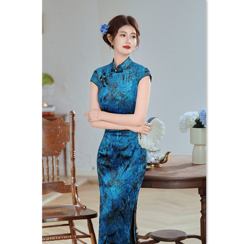 钻石绒长款无袖港风旗袍2026春夏新款复古中国风中老年女士高级感