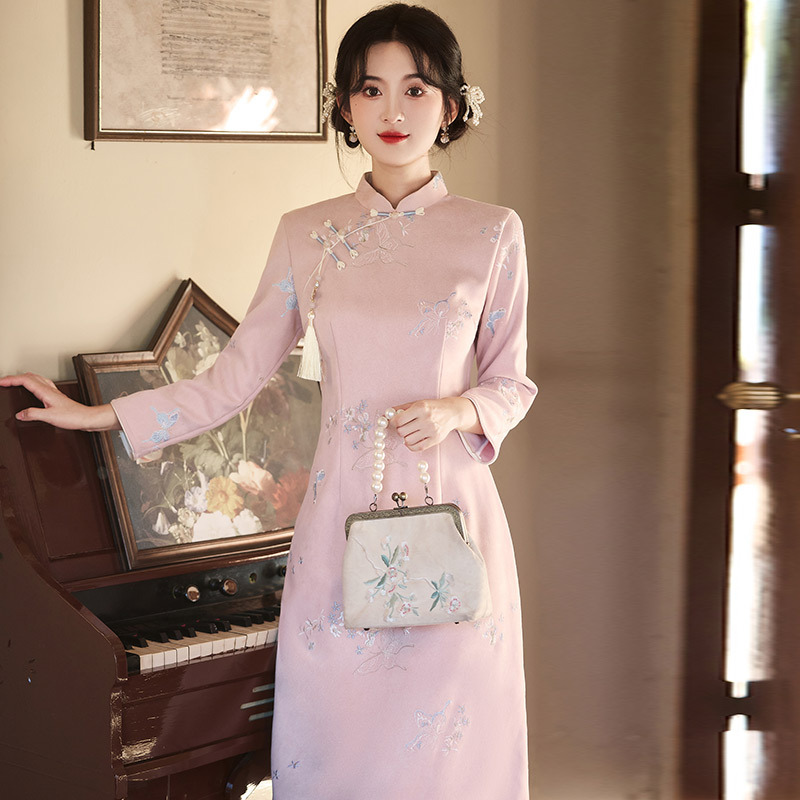 刺绣改良旗袍国风长袖新中式旗袍