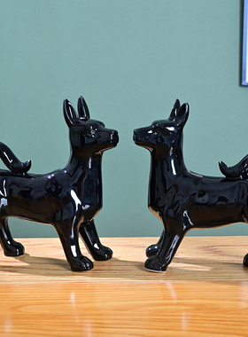 陶瓷狗风水摆件一对12十二生肖旺财黑色招财小狗狗家居办公室饰品