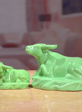 绿色生肖动物吉祥风水鼠年卧牛