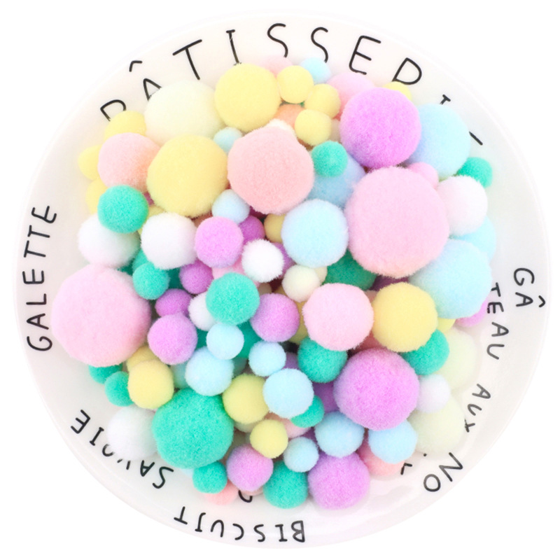 高弹彩色毛球饰品钥匙扣