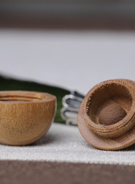 绿檀木苹果香囊吊坠挂饰