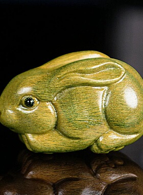 绿檀木雕兔子吊坠红木生