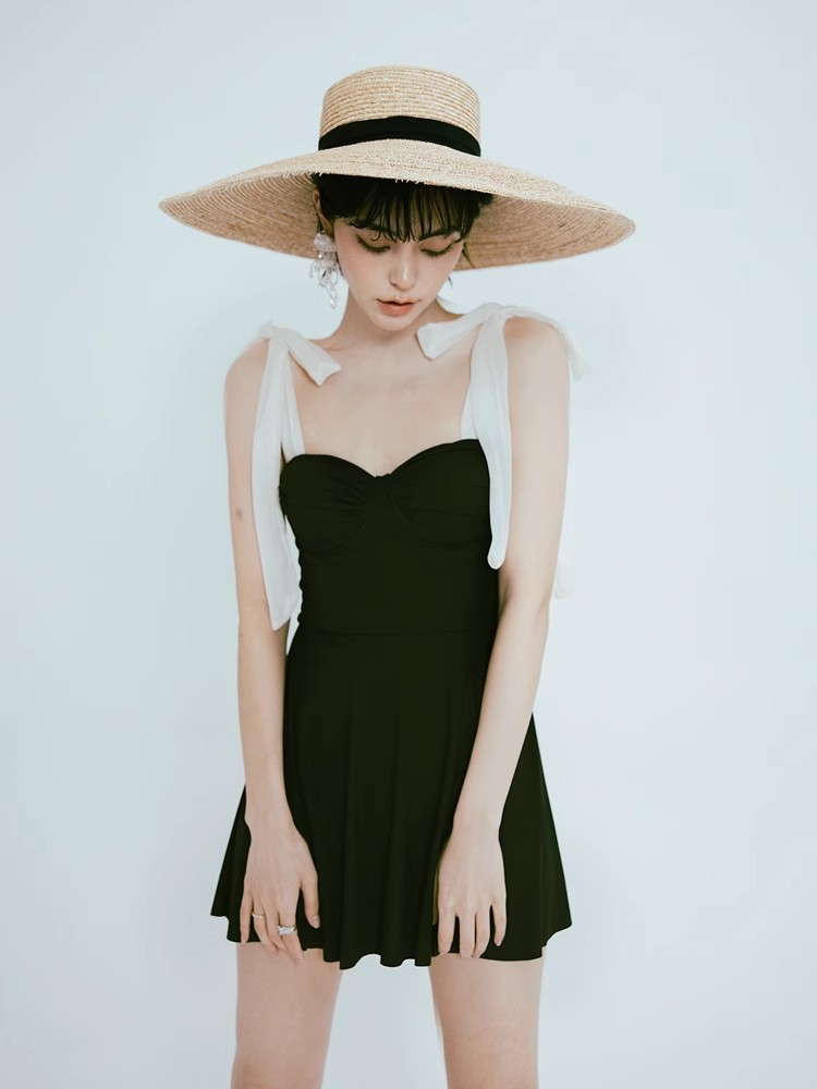 泳衣女款2023新款微胖女孩遮肉大码保守聚拢显瘦遮肚子吊带泡温泉