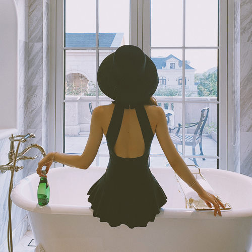 韩国网红泳衣女仙女范温泉度假女