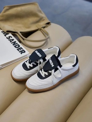 特价处理不退换！诗歌兰真皮经典款德训鞋女欧货  782-5