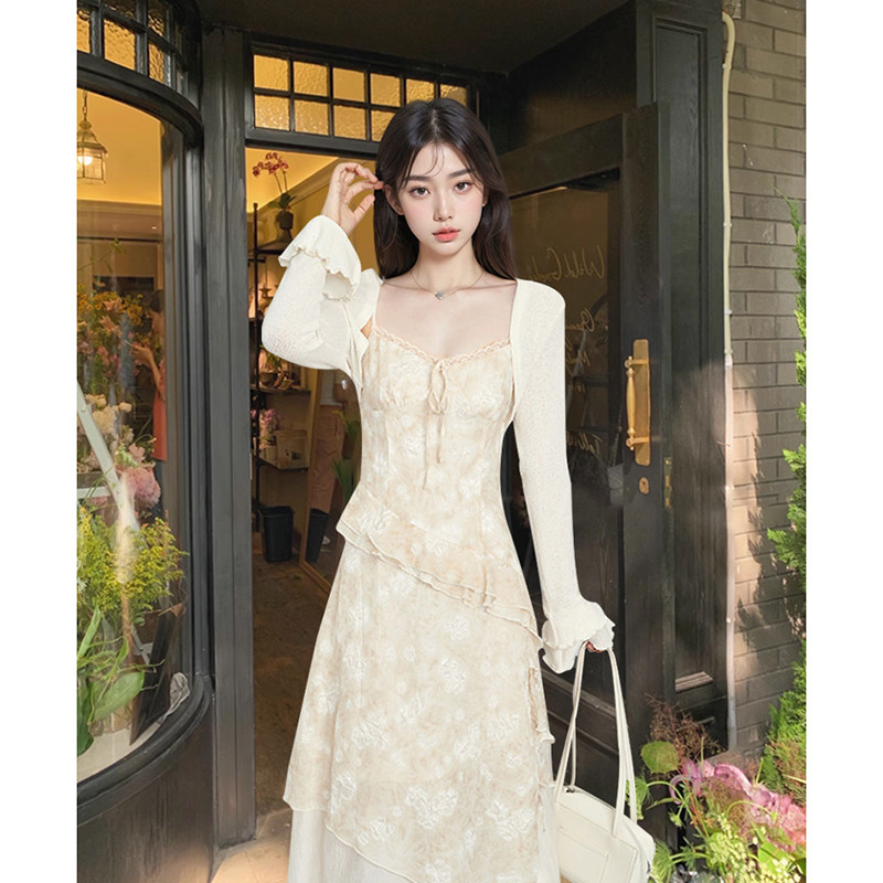 夏季新款韩系甜美收腰显瘦浅卡其色吊带裙+杏色小披肩防晒两件套