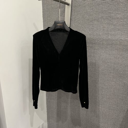 丝绒V领长袖T恤女修身打底衫上衣