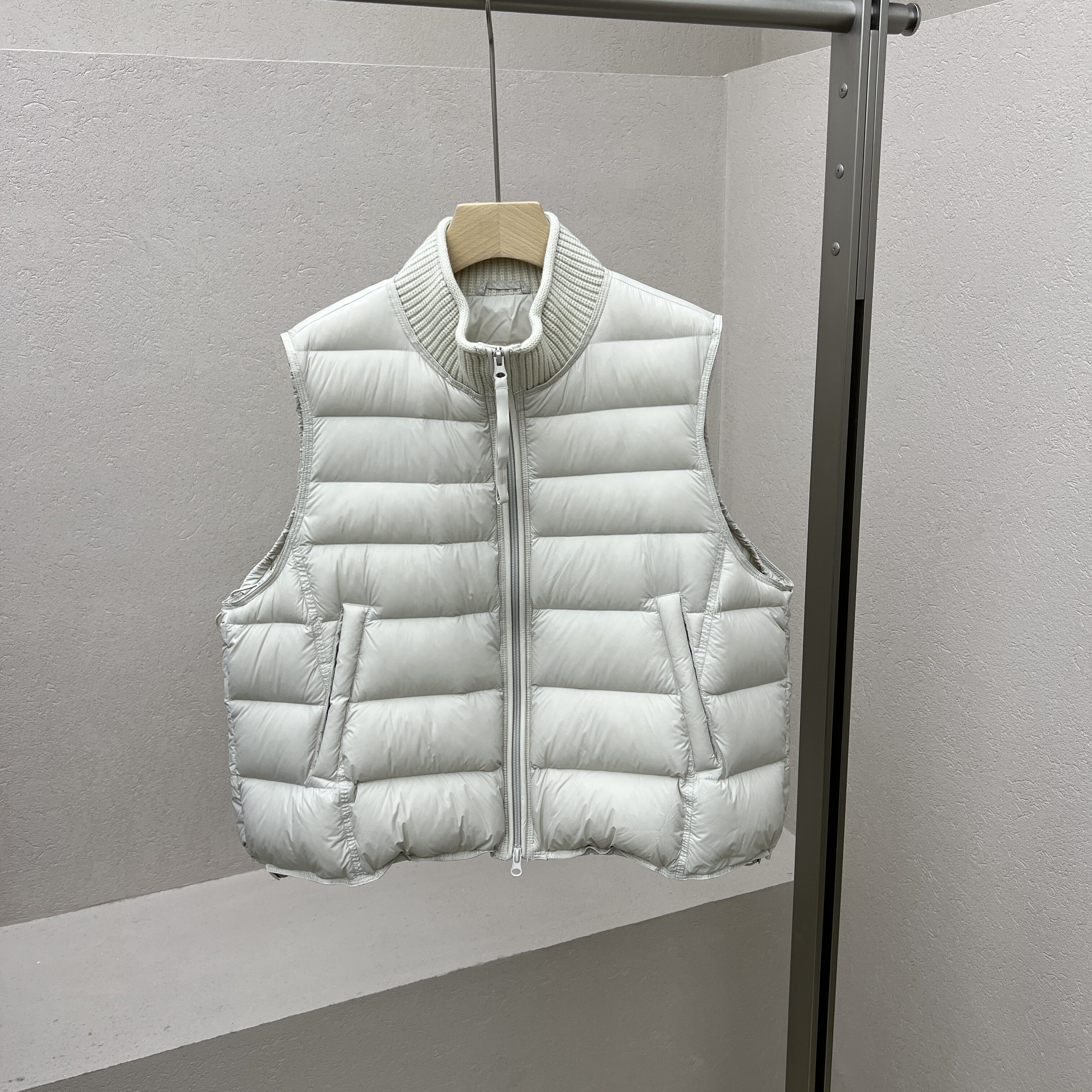 韩版针织立领羽绒马甲背心外套女