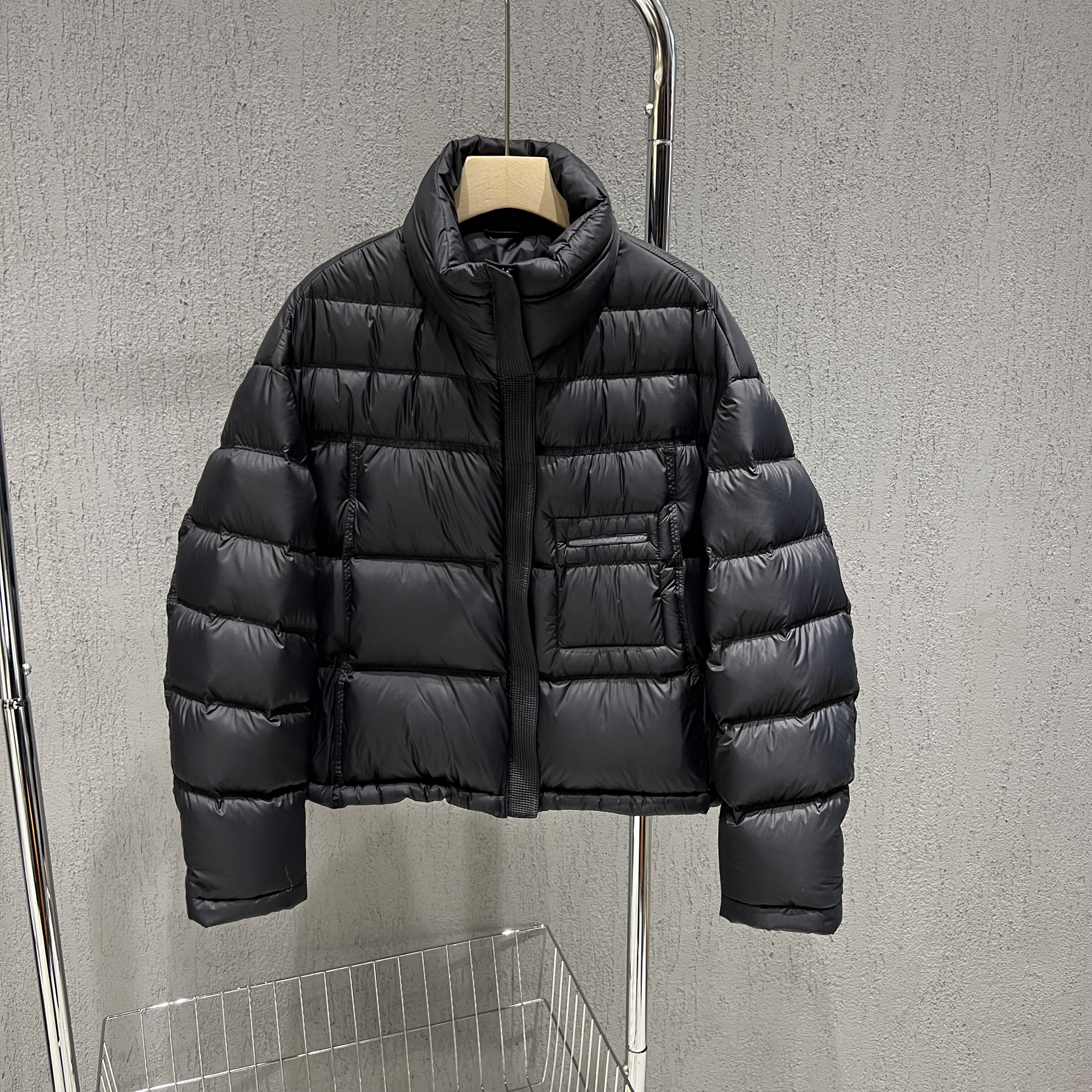 时尚立领小个子排骨羽绒服外套女