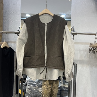 撞色假两件pu皮马甲拼接衬衫外套