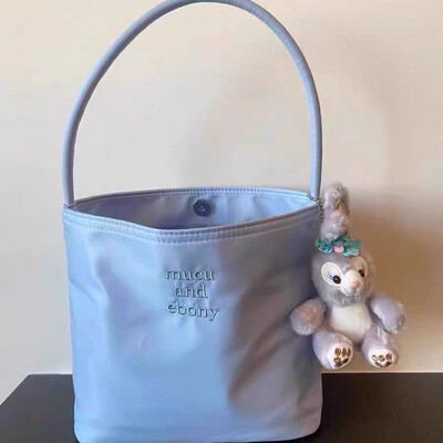 韩国much and eboy2026新款水桶包包女简约休闲百搭手提包尼龙腋