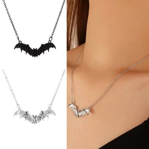 Gothic Retro Punk Bat Shaped Pendant Necklace Halloween Witc
