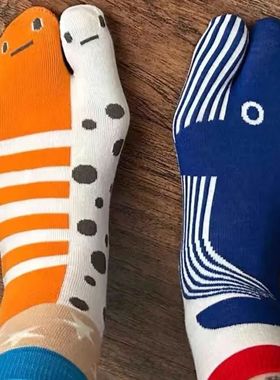 New Style Girls Cute Funny Split Toe Mid-tube Socks Cartoon