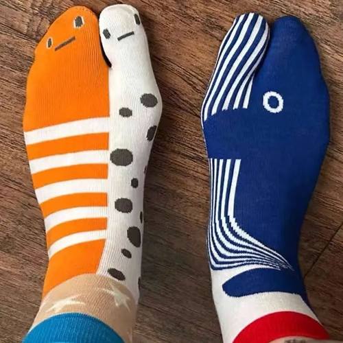 New Style Girls Cute Funny Split Toe Mid-tube Socks Cartoon