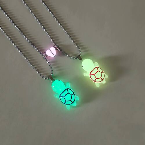 2 pieces/set Luminous pink peach heart glow-in-the-dark turt