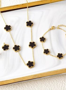 3Pcs 18k Gold-Plated Five-Leaf Flower Necklace Earrings Brac