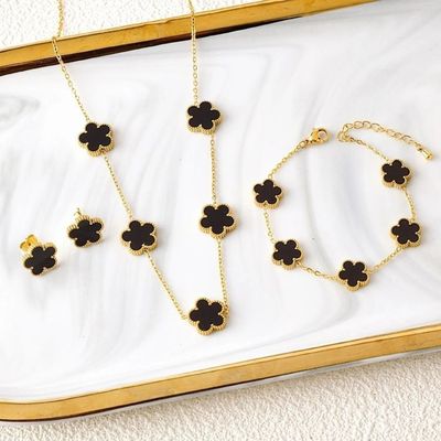 3Pcs 18k Gold-Plated Five-Leaf Flower Necklace Earrings Brac