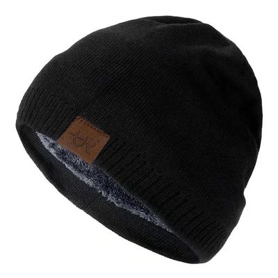 Unisex URGENTMAN Labal Winter Hats Solid Color Knitted Hats